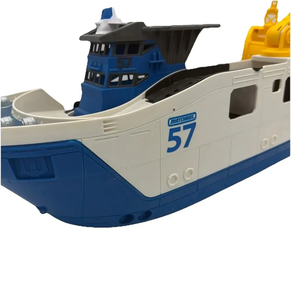 Mattel Matchbox 2013 Mission Marine Rescue Shark Boat Blue BFN57 Floats & Rolls